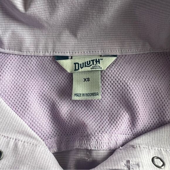 Duluth Trading Co Lilac Purple Sol Survivor Sun Protection Button Down Shirt - Picture 15 of 16